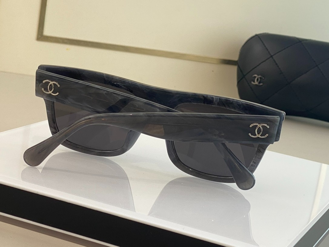 247 012#303-Glasses-01-2023SS