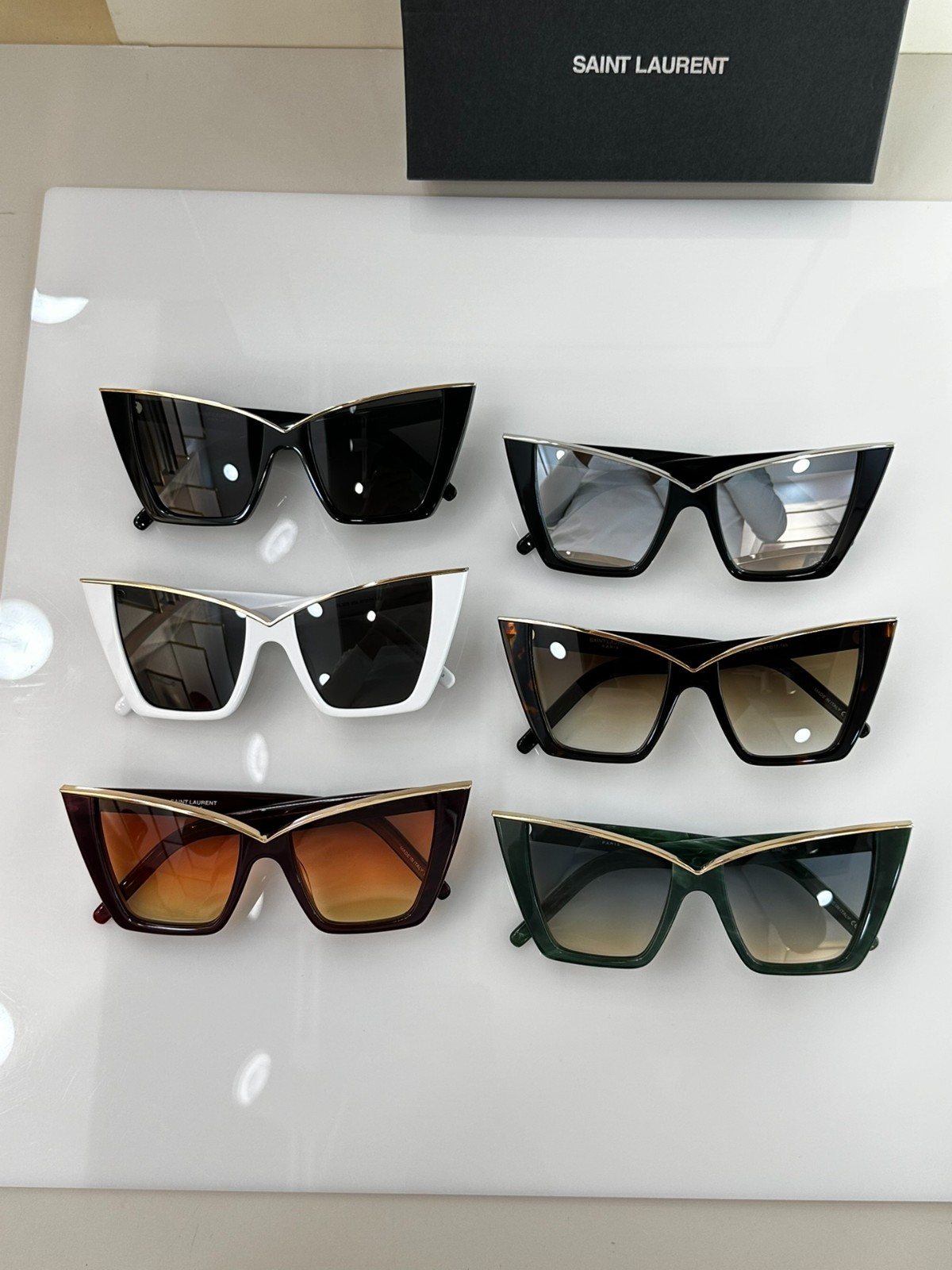243 008#303-Glasses-01-2023SS