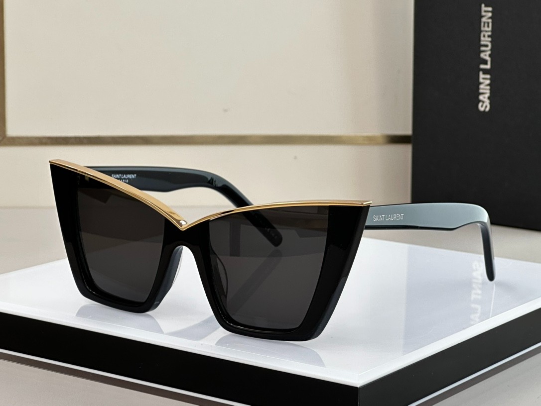 243 008#303-Glasses-01-2023SS