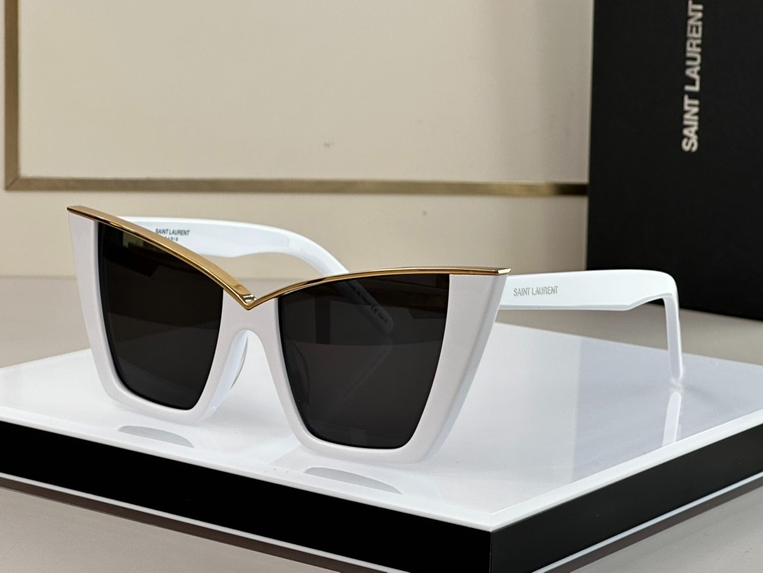 243 008#303-Glasses-01-2023SS