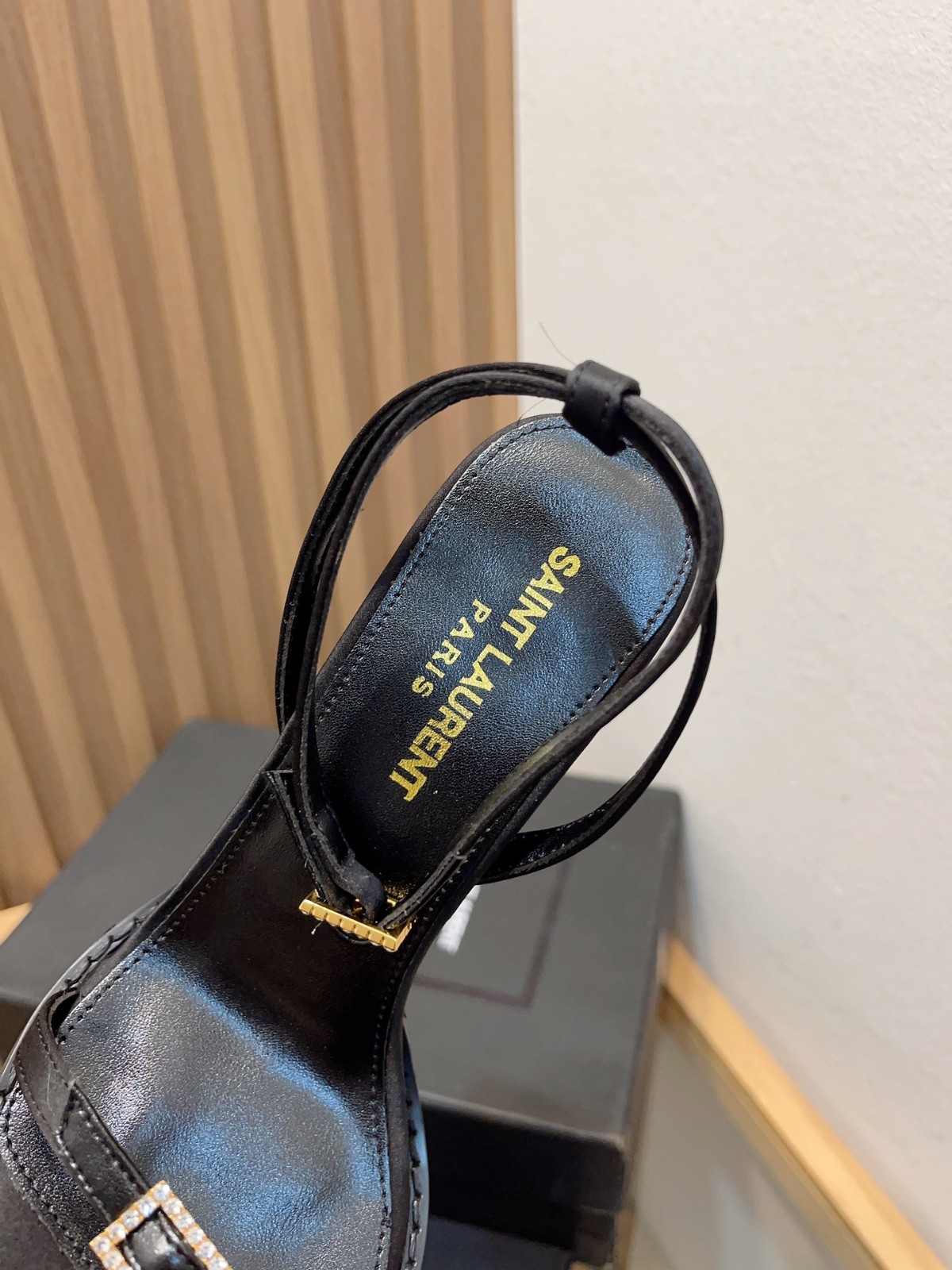014 014#013-YSL-Shoes-02-2023SS