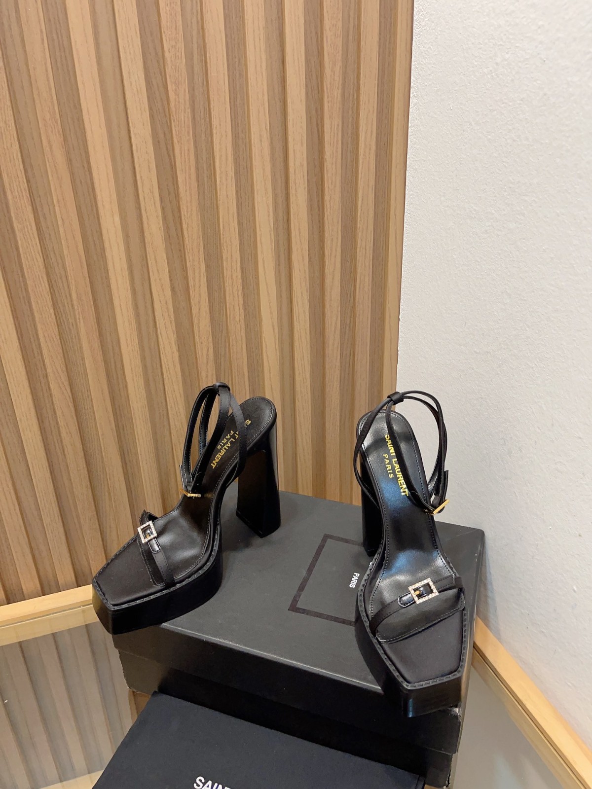 014 014#013-YSL-Shoes-02-2023SS