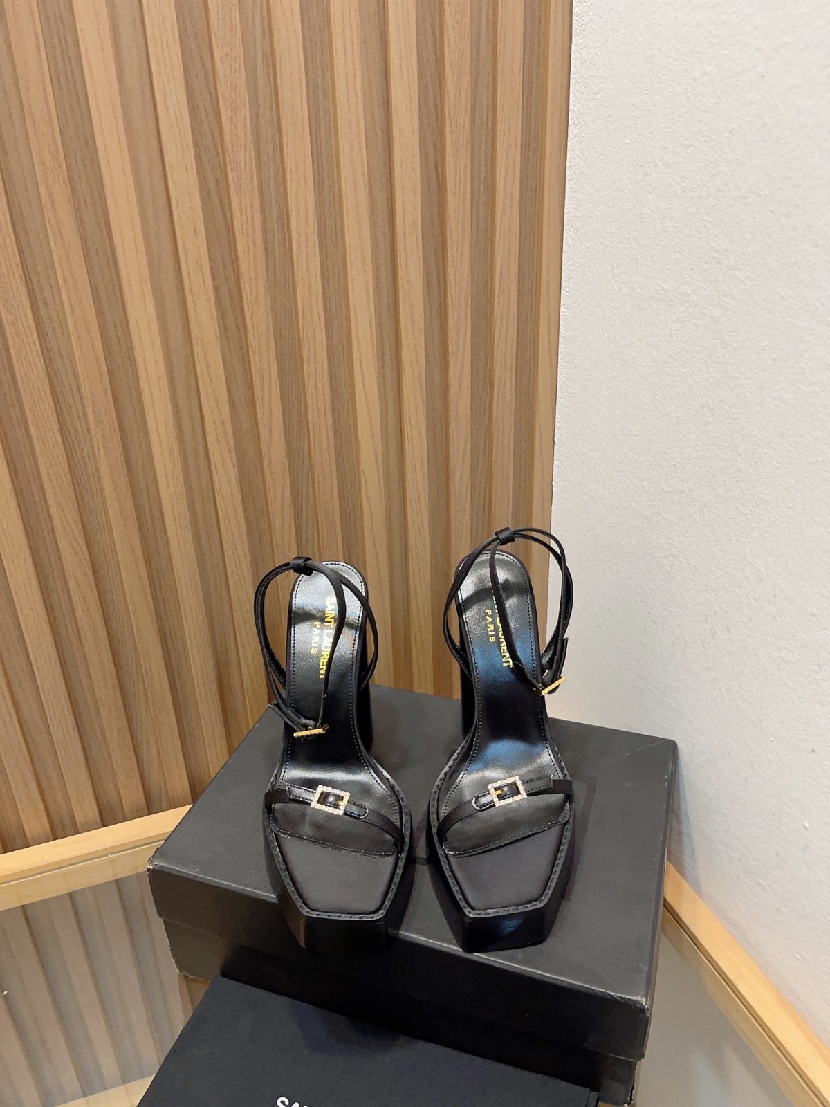 014 014#013-YSL-Shoes-02-2023SS