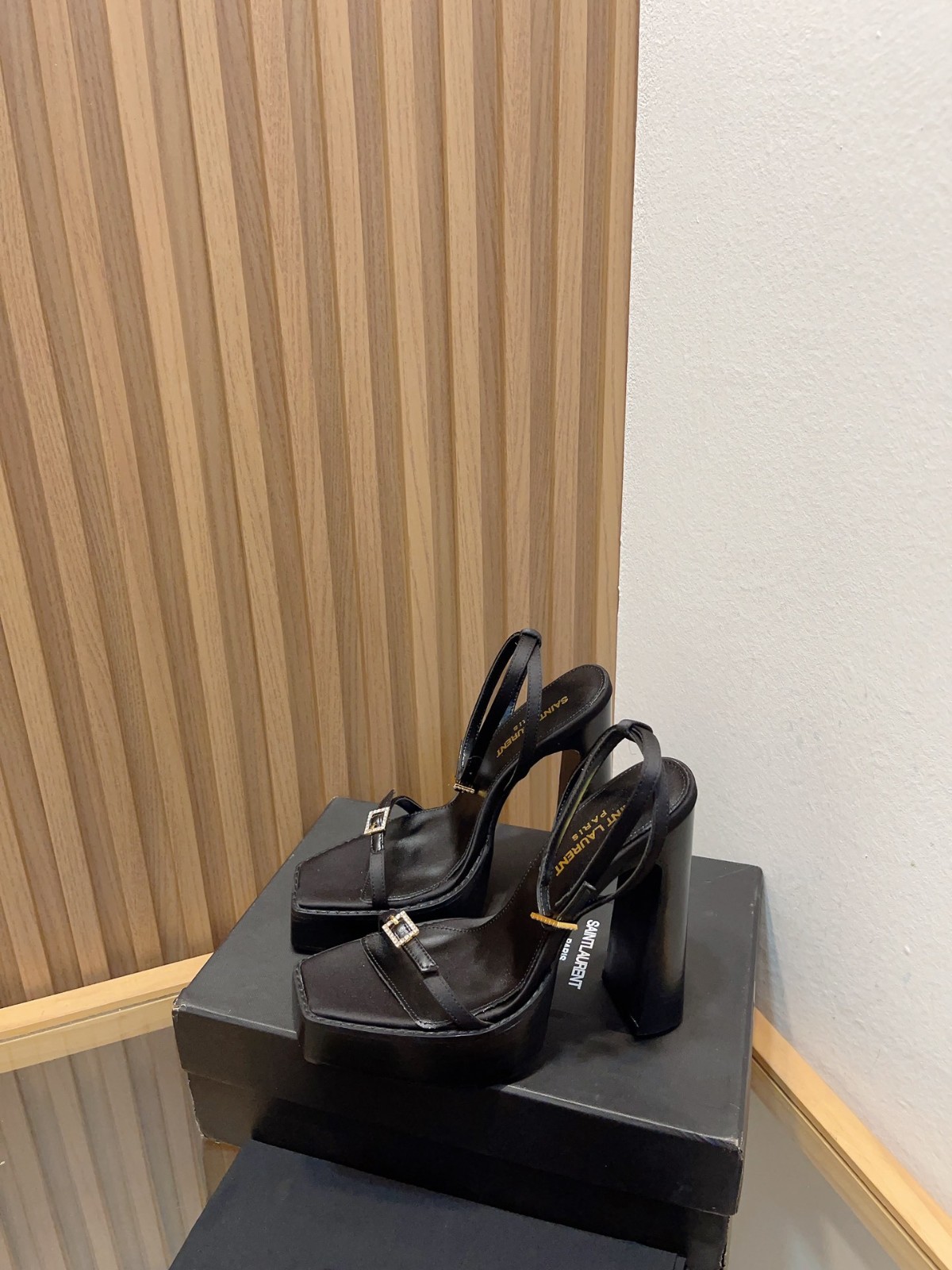 014 014#013-YSL-Shoes-02-2023SS