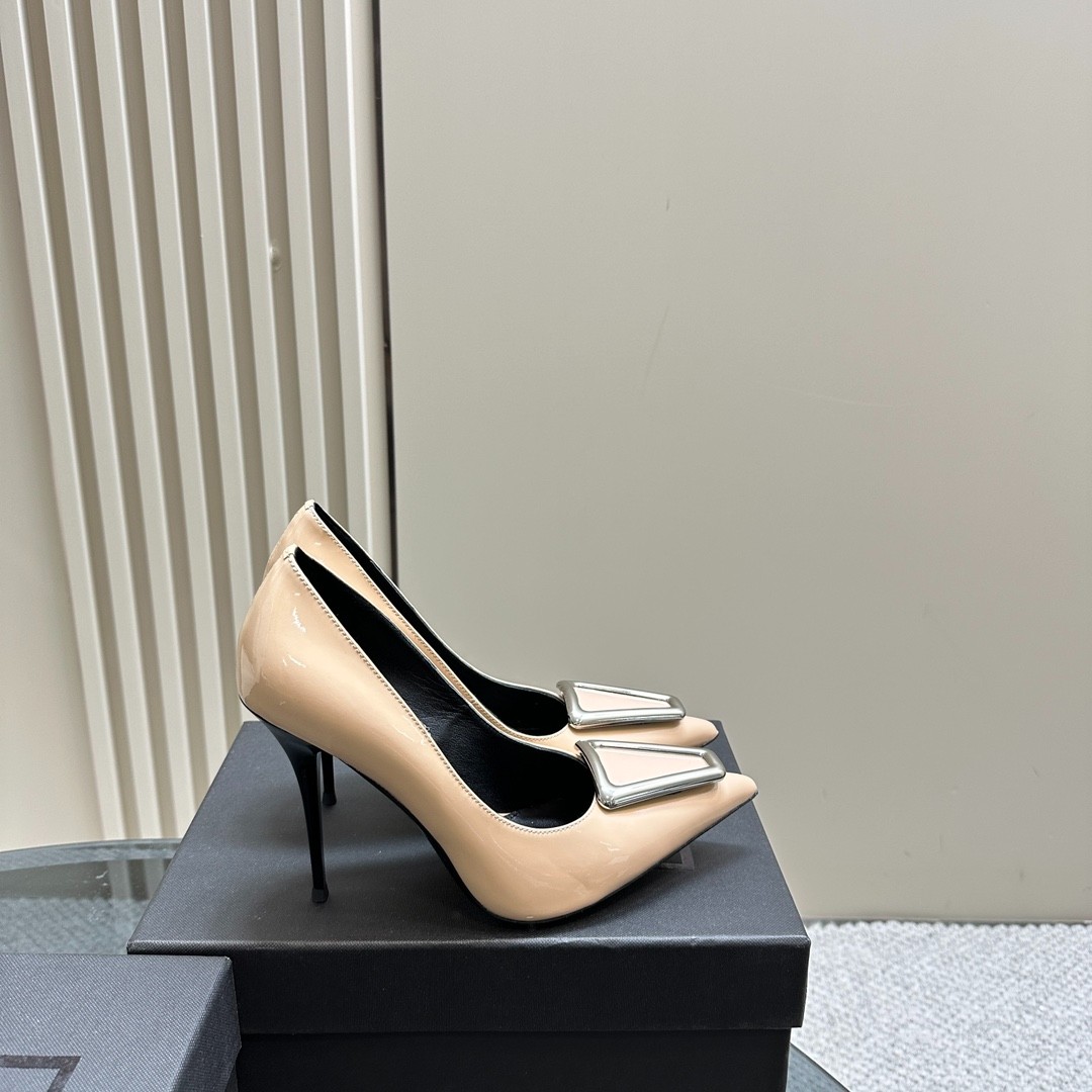 049 36123118 SIZE 35-42