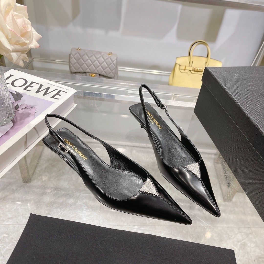 032 32123109 SIZE 35-40