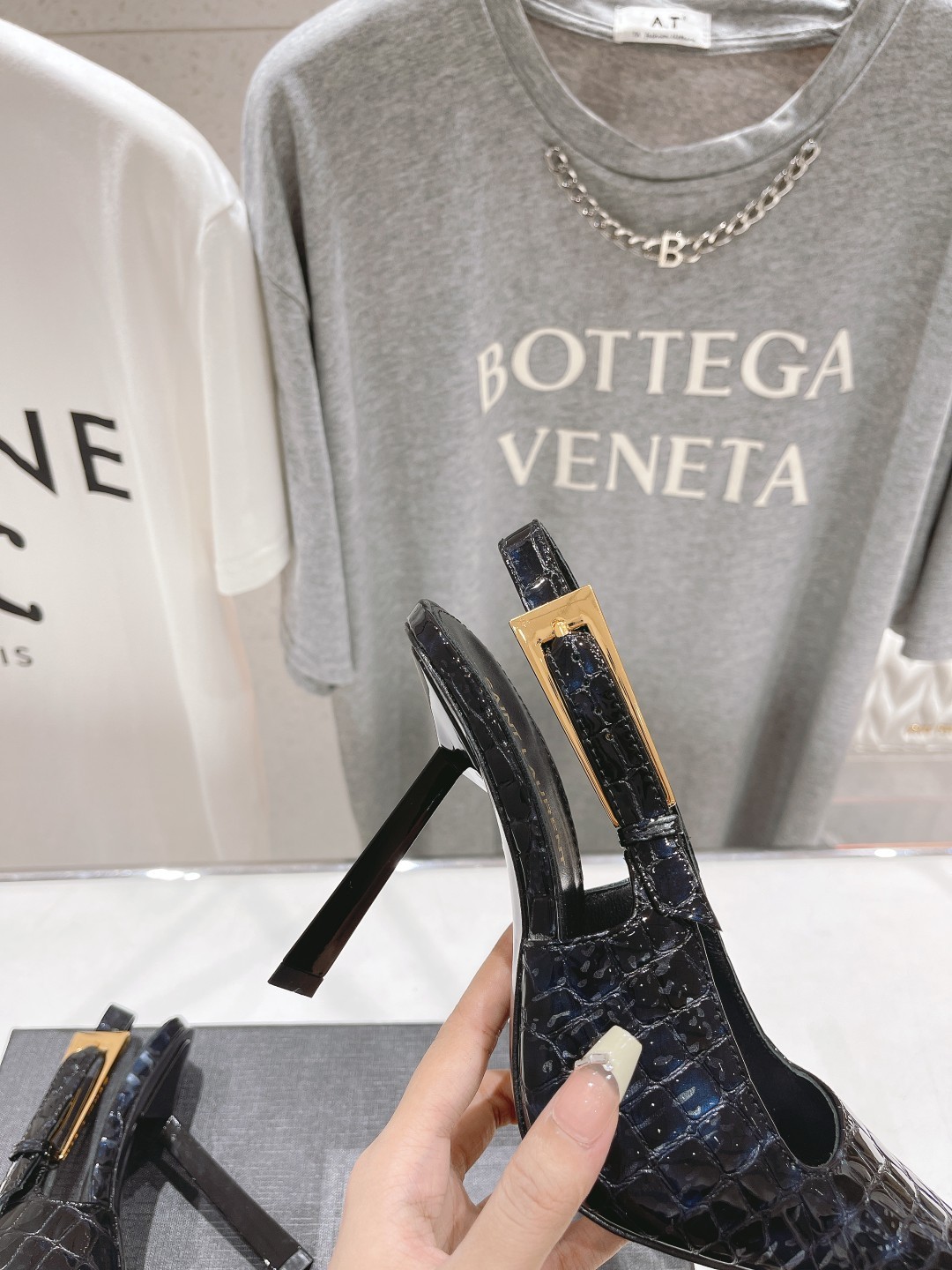 028 351123116 SIZE 35-40