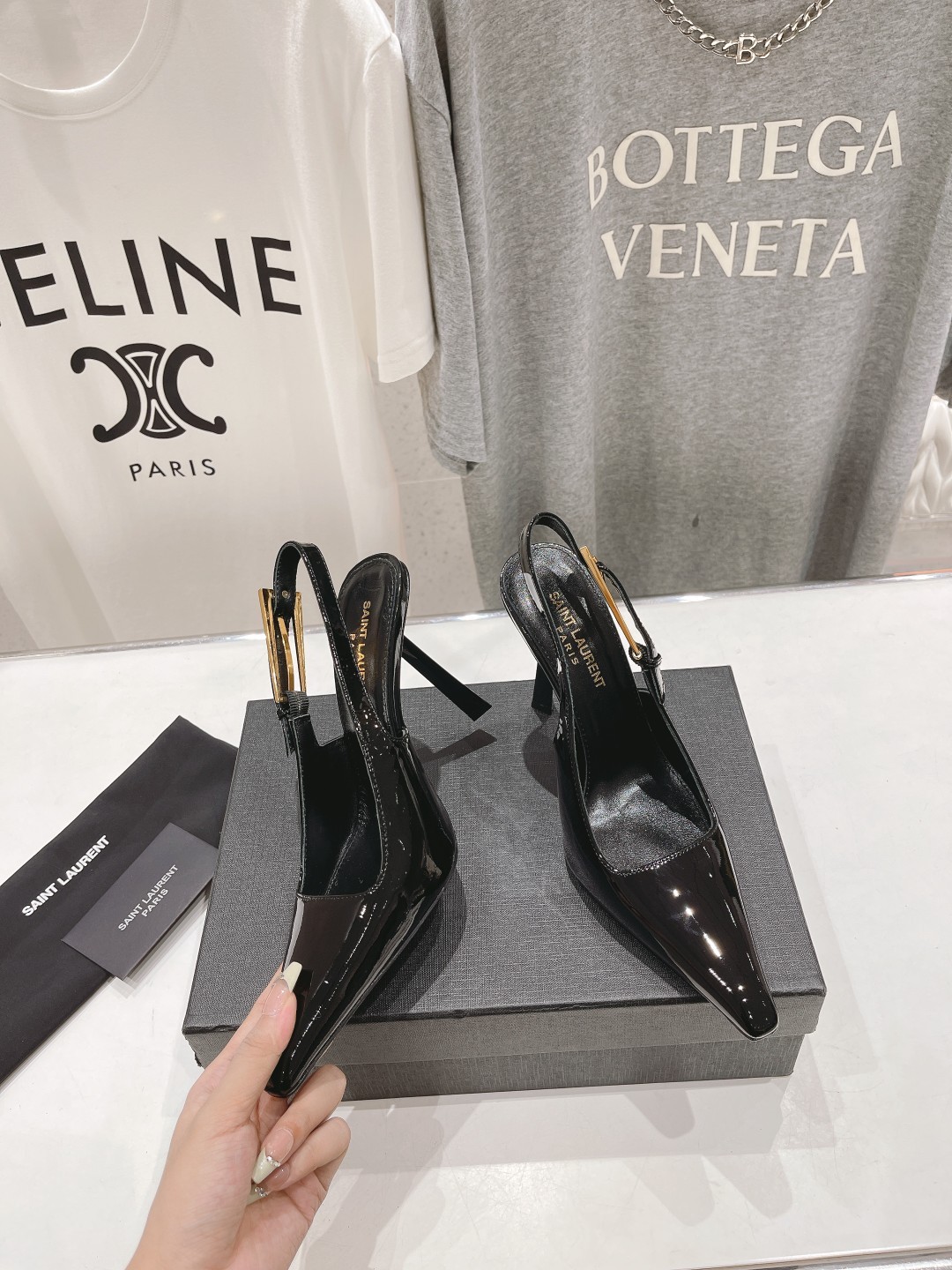 027 351123116 SIZE 35-40