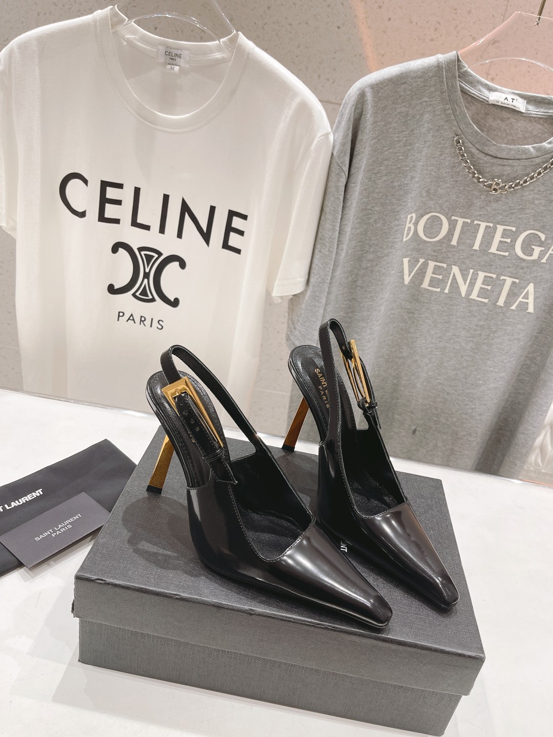 025 351123116 SIZE 35-40