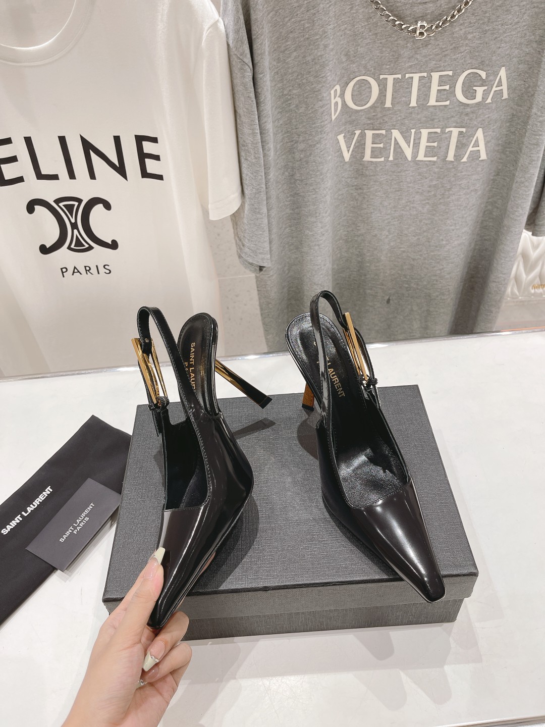 025 351123116 SIZE 35-40