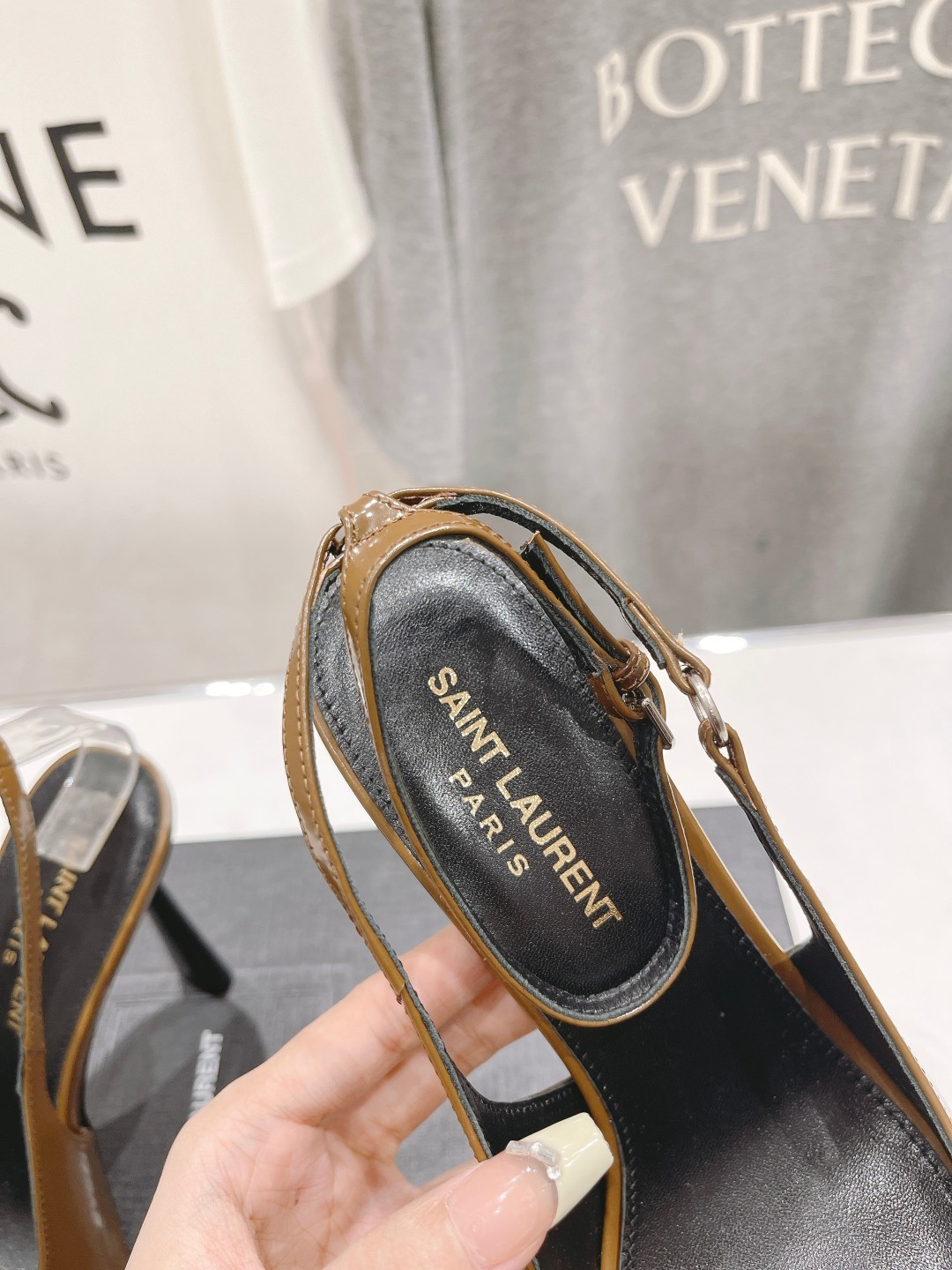 023 351123116 SIZE 35-40