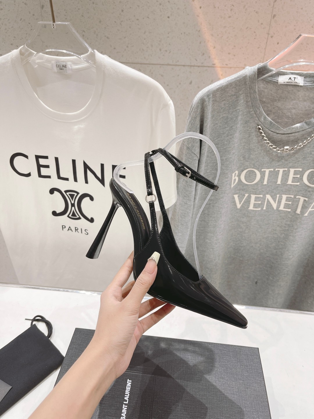 022 351123116 SIZE 35-40