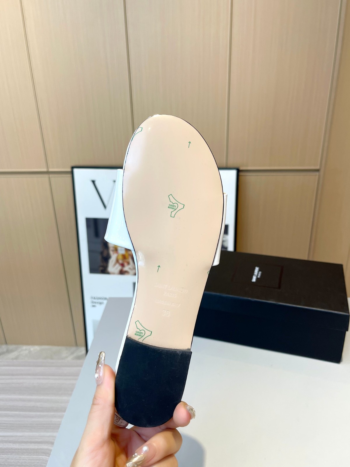 005 22123086 SIZE 35-43
