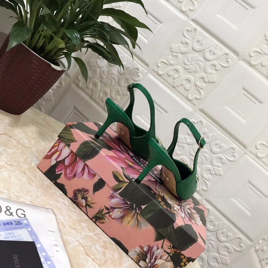 102 39123125 SIZE 34-43