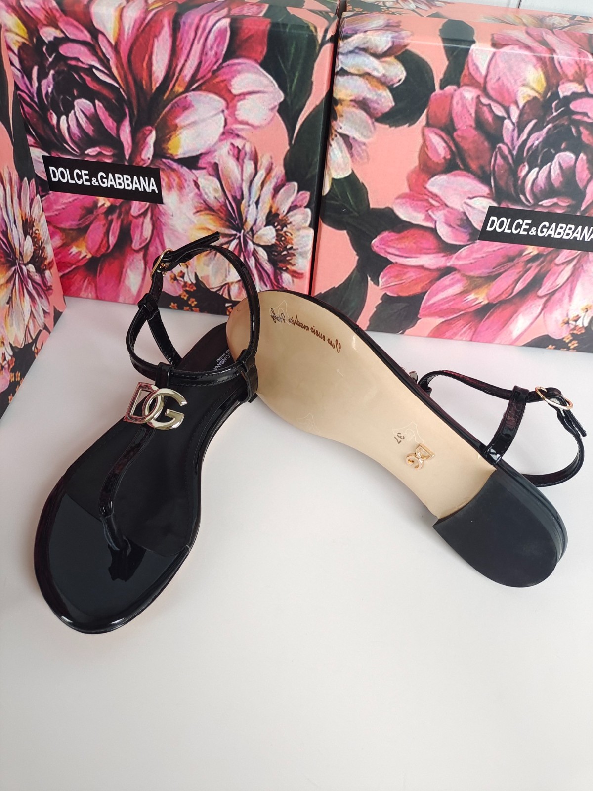 055 33123111 SIZE 35-42