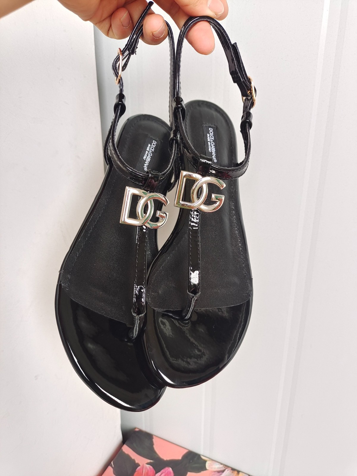 055 33123111 SIZE 35-42