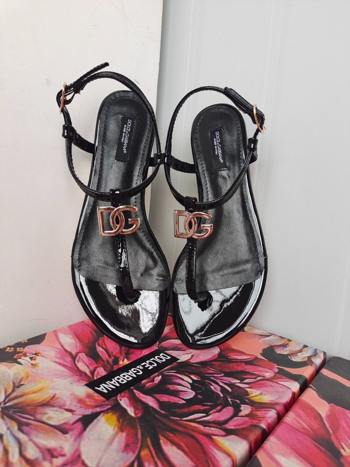 055 33123111 SIZE 35-42