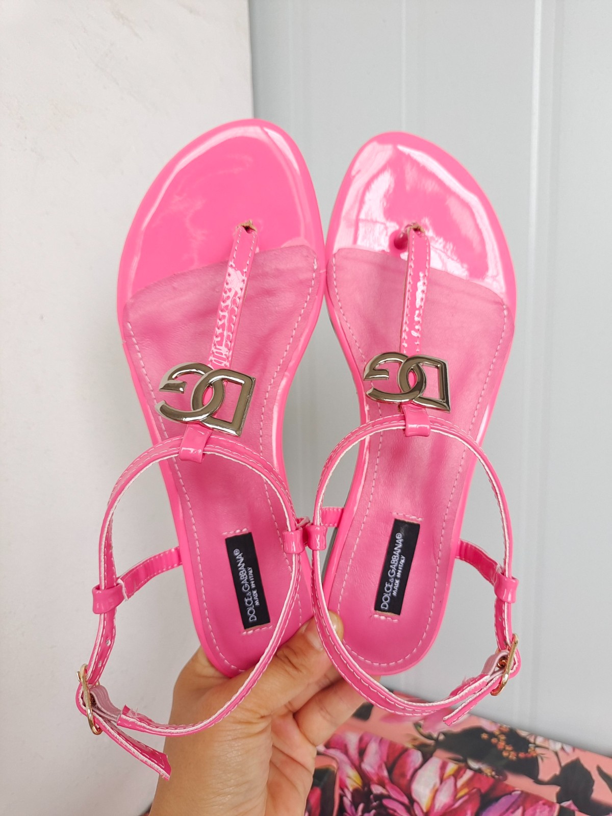 054 33123111 SIZE 35-42