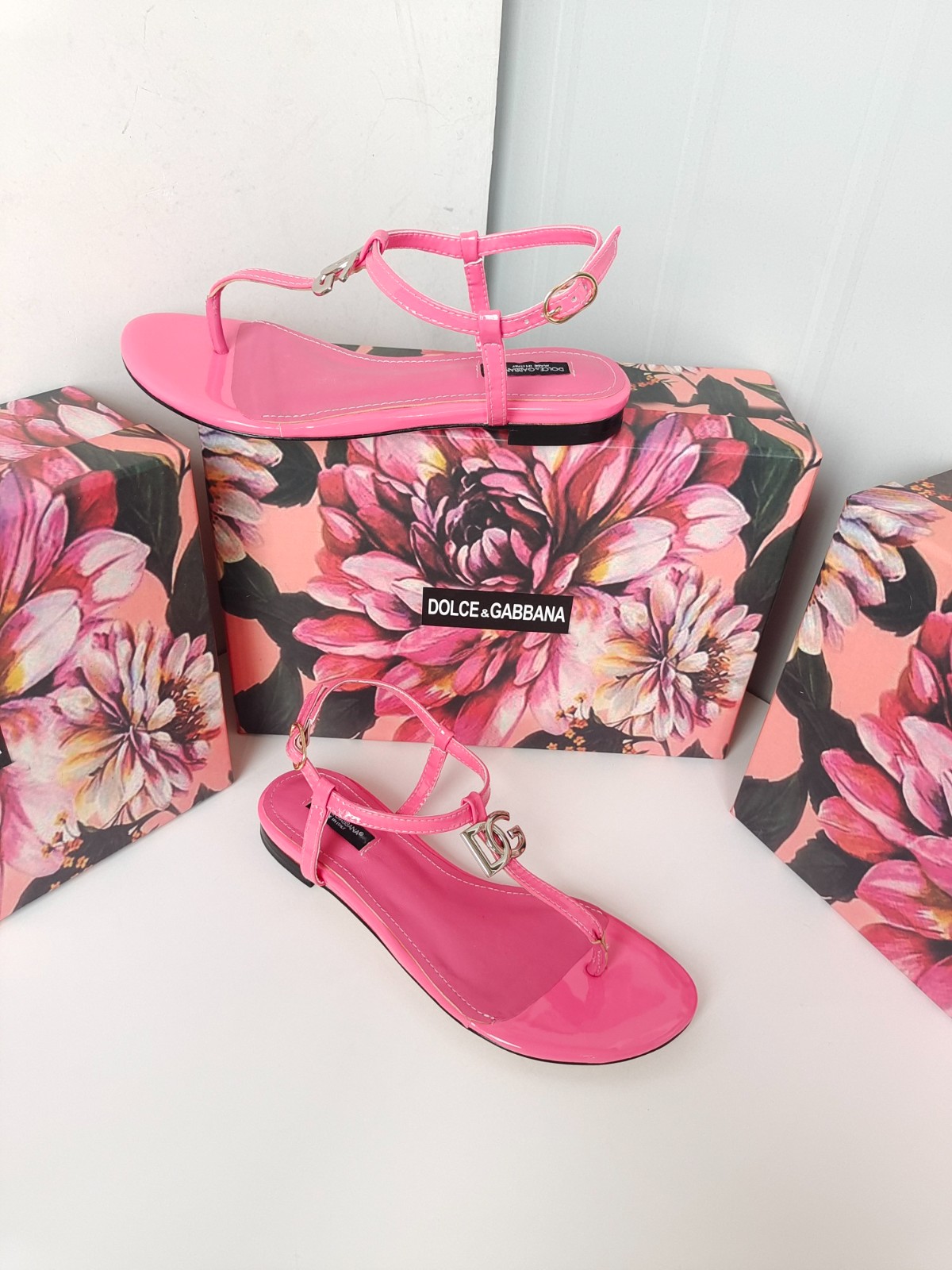 054 33123111 SIZE 35-42