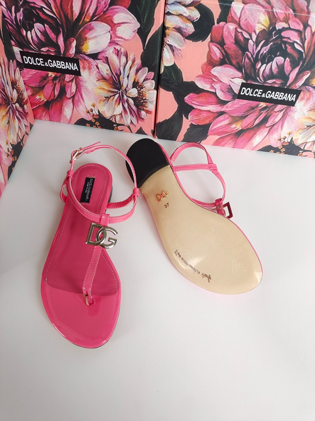 054 33123111 SIZE 35-42
