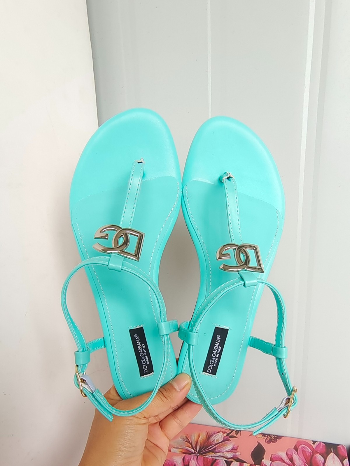 053 33123111 SIZE 35-42