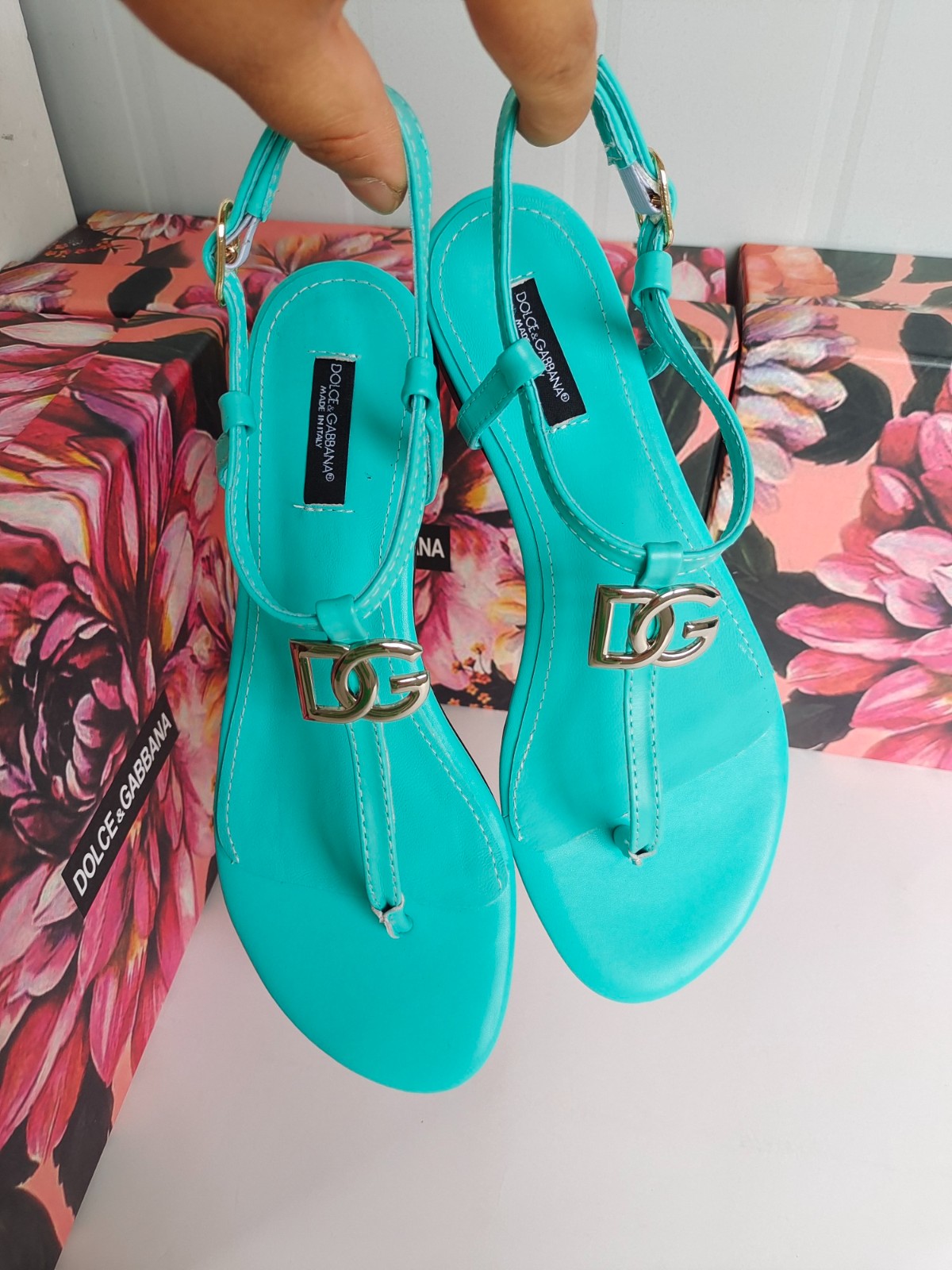 053 33123111 SIZE 35-42