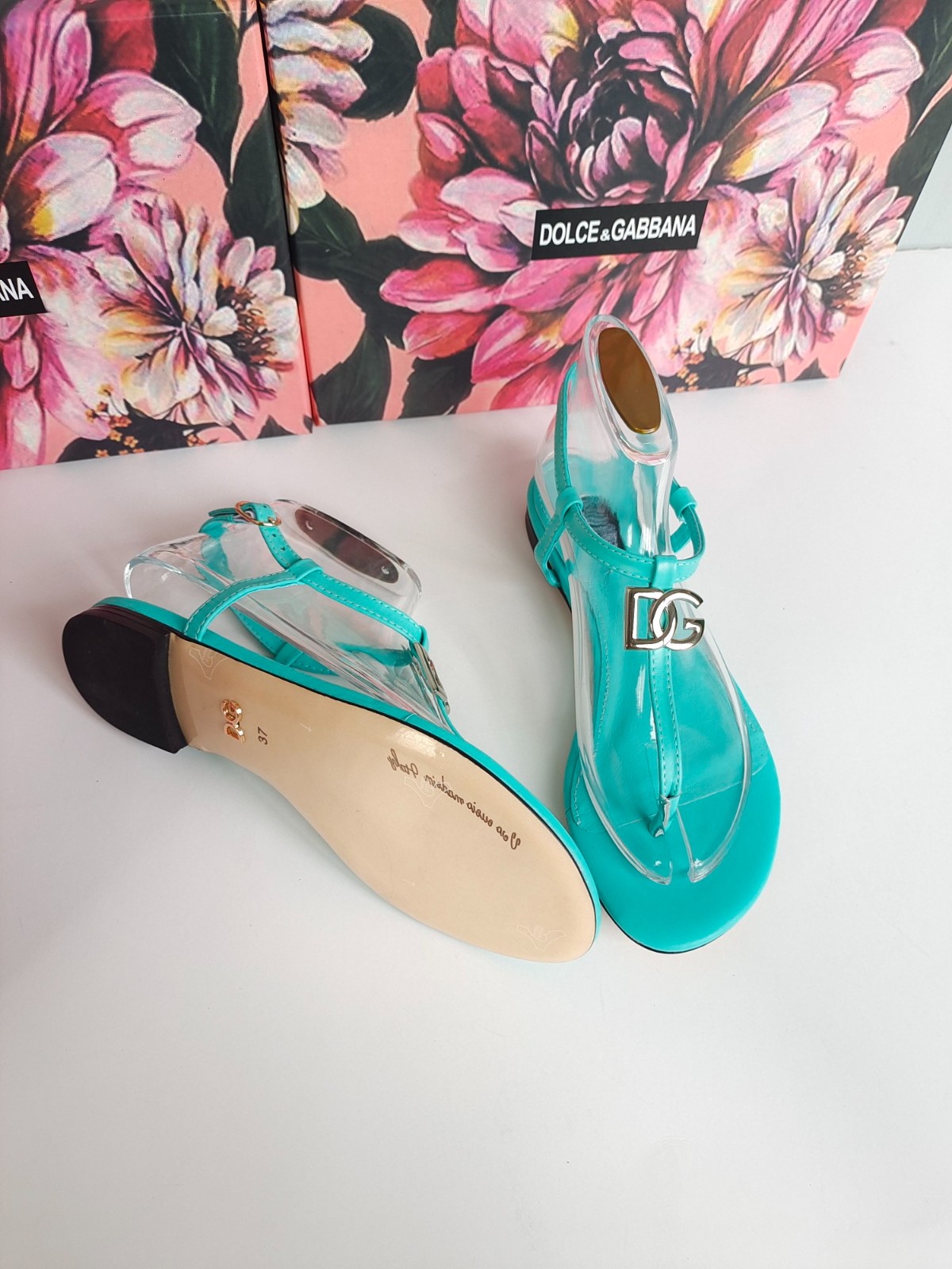 053 33123111 SIZE 35-42