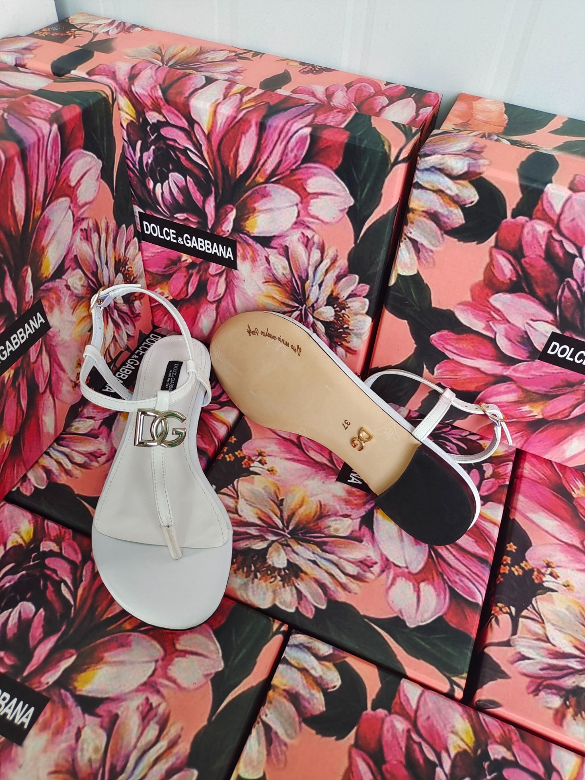 051 33123111 SIZE 35-42