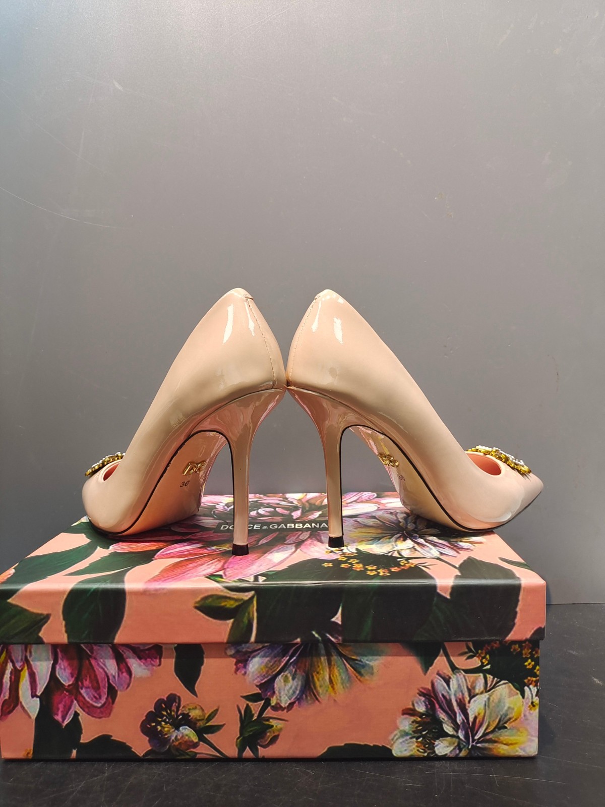 093 36123118 SIZE 35-42