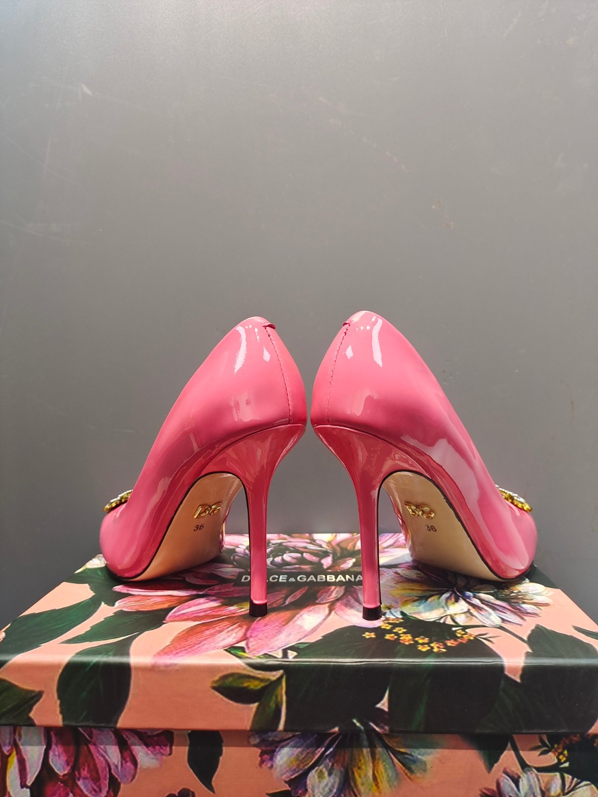 089 36123118 SIZE 35-42
