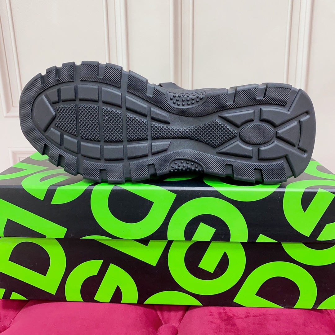 082 SIZE 35-41