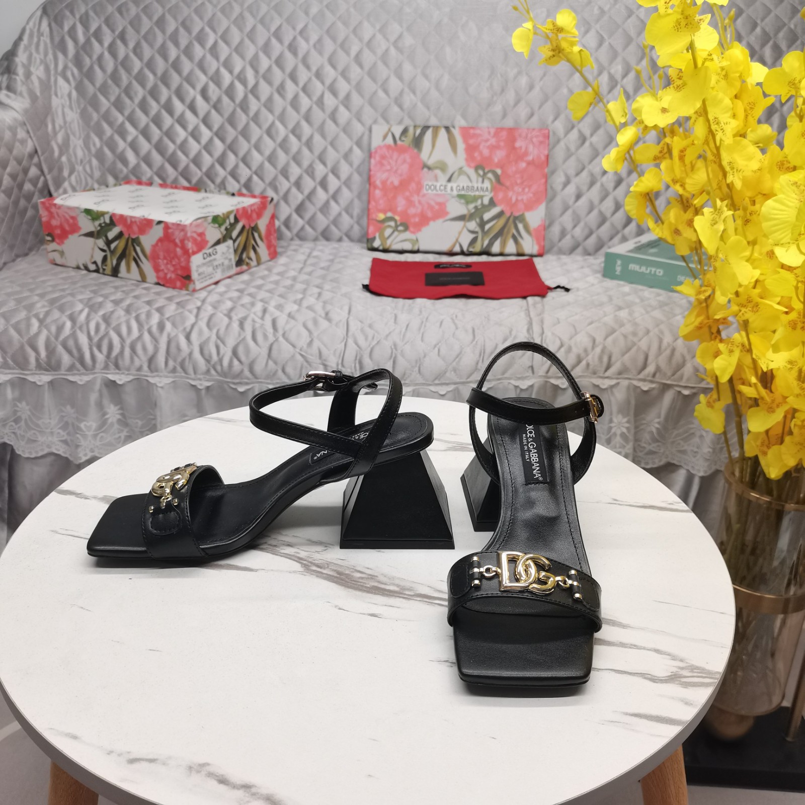 067 39123125 SIZE 34-41