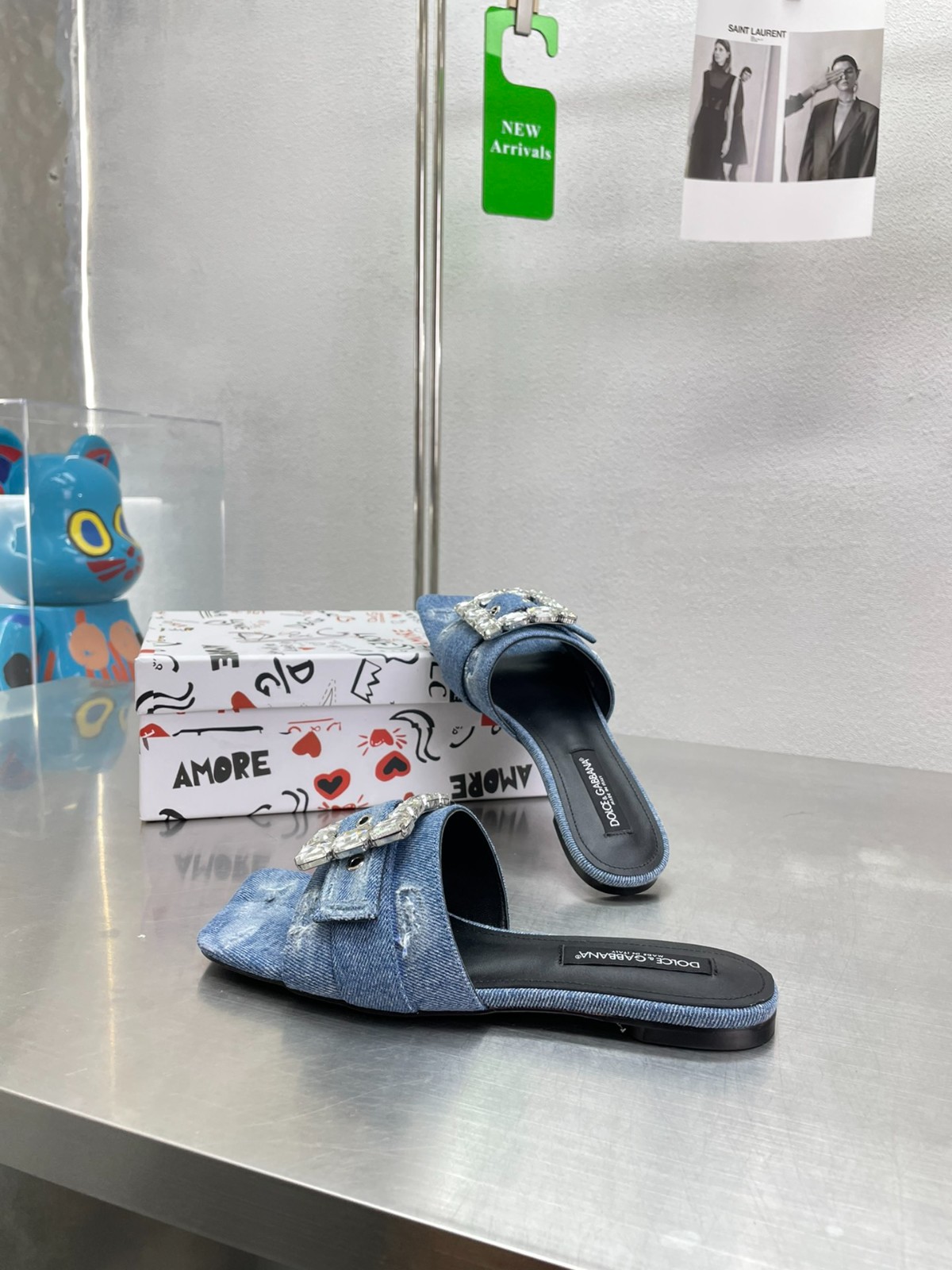 011 34123113 SIZE 35-42