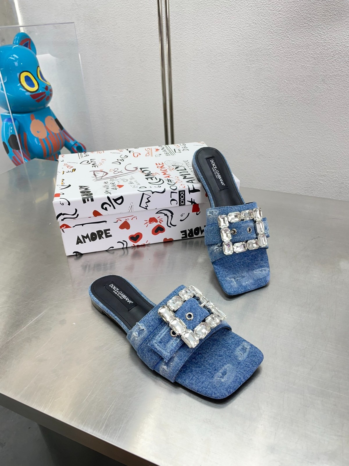 011 34123113 SIZE 35-42