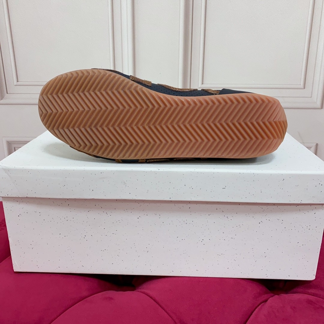098 32123109 SIZE 35-41