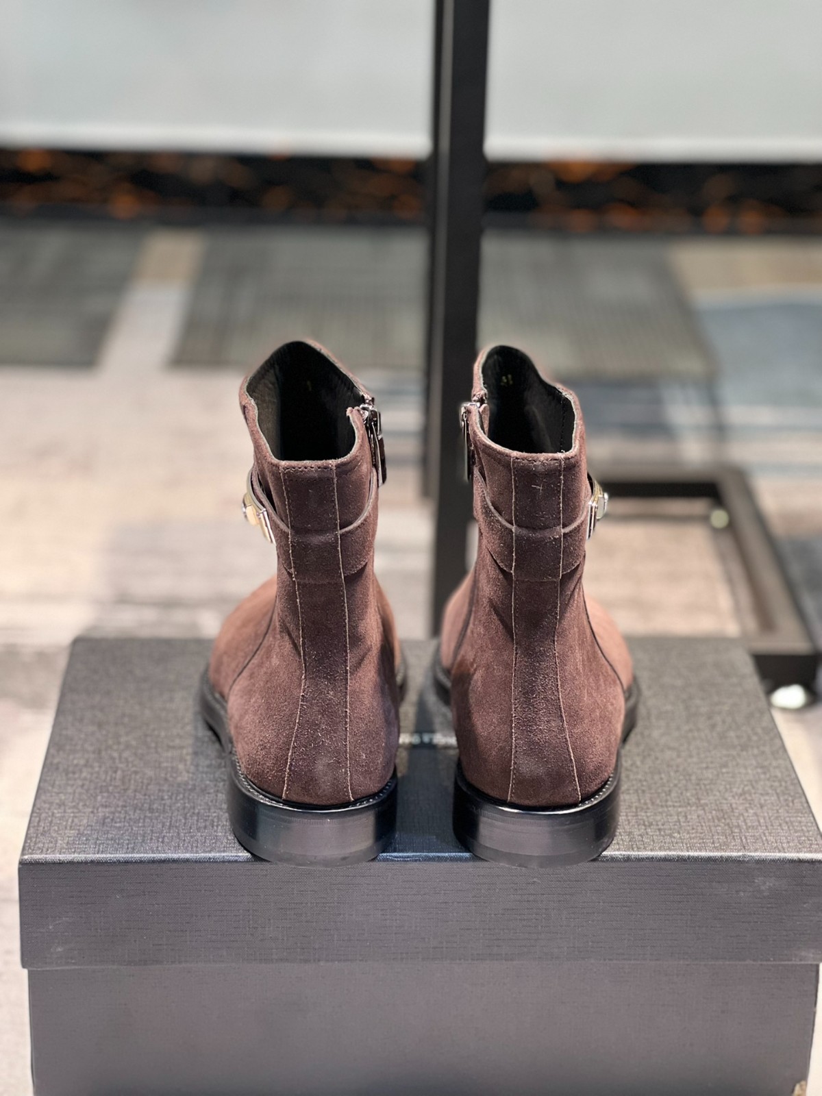 020 68123192 SIZE 38-46