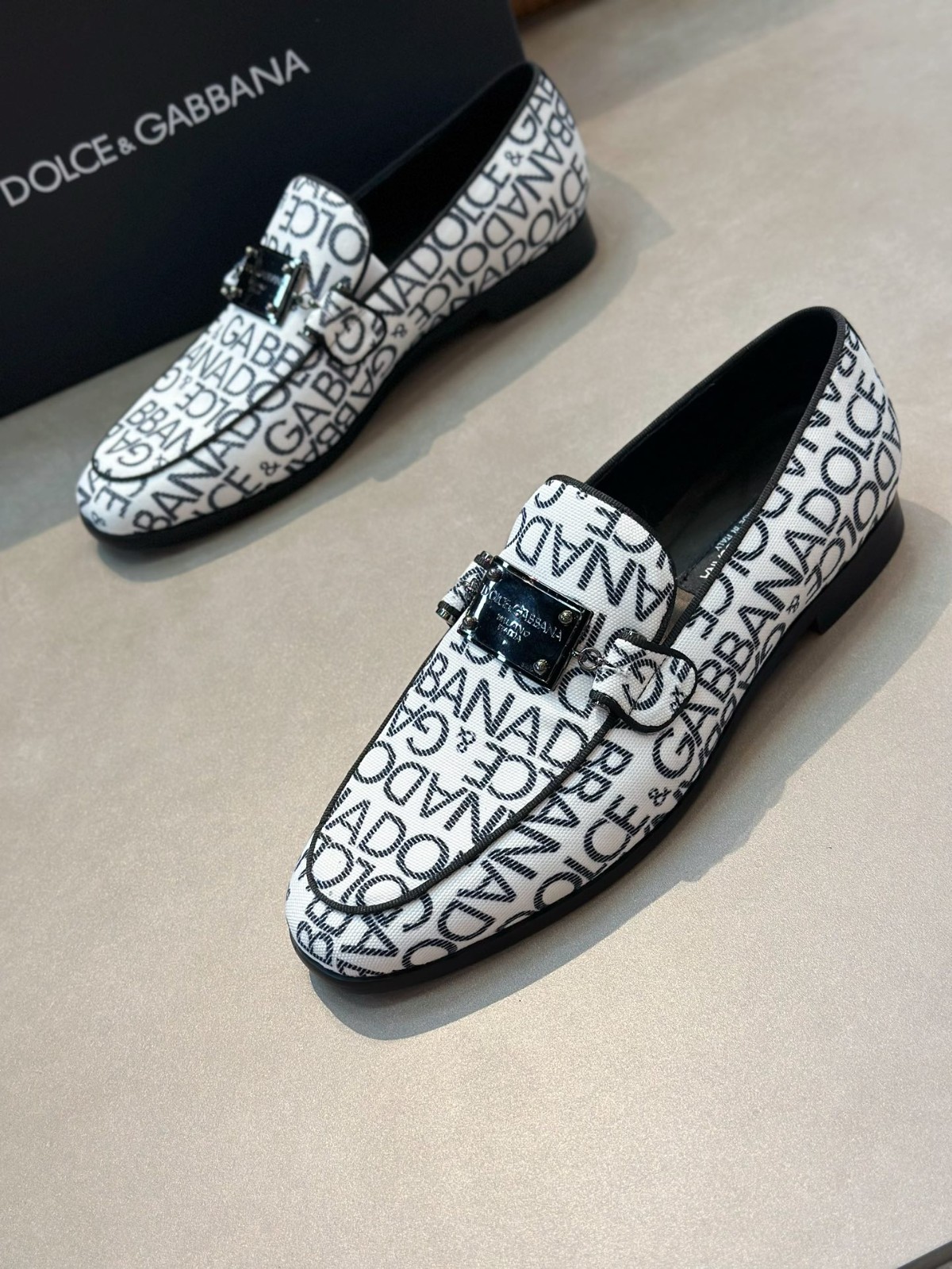 002 34123113 SIZE 39-45