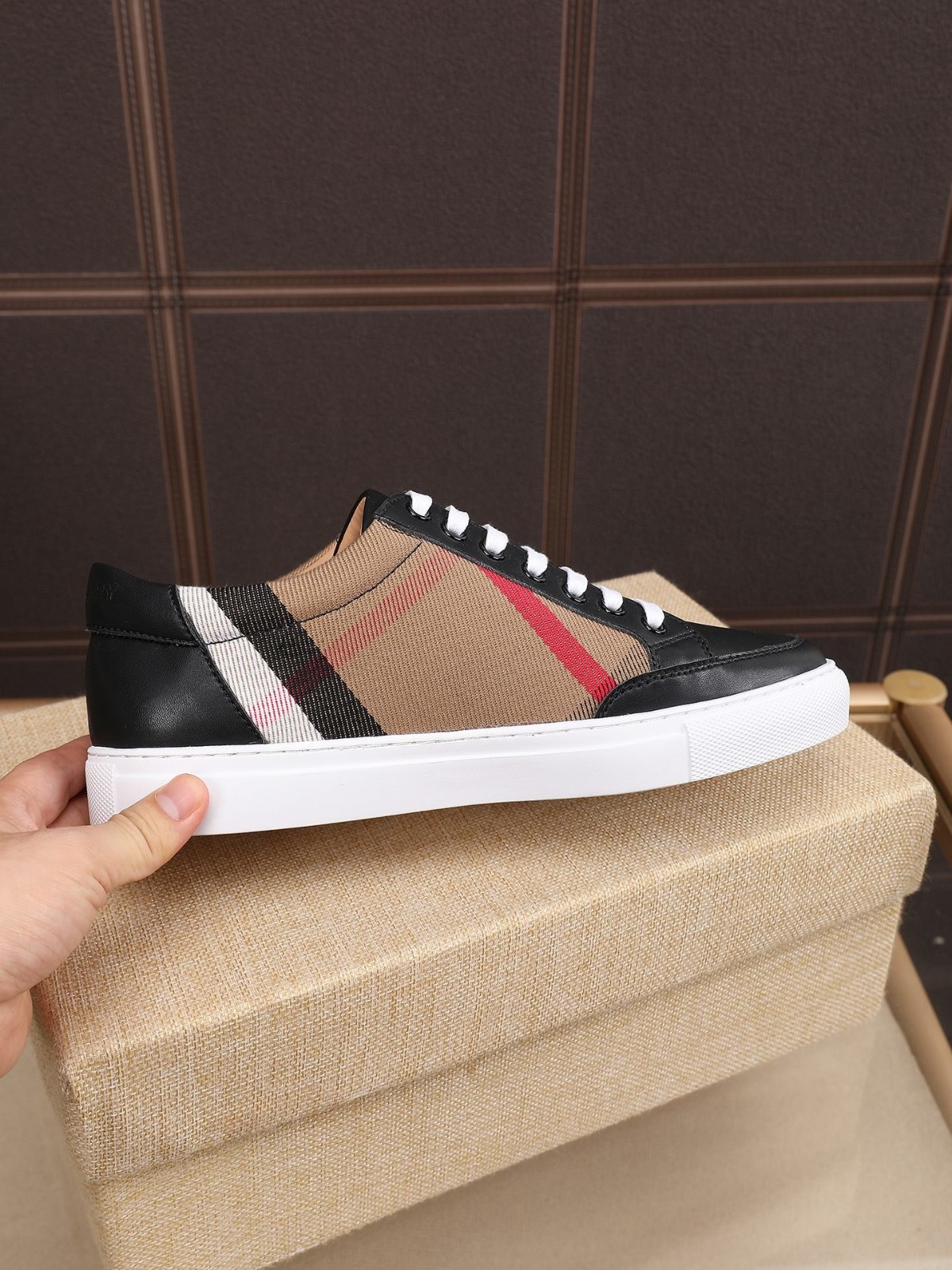 61 079#004-Burberry-shoes-Yupoo-dyoomall-2021SS