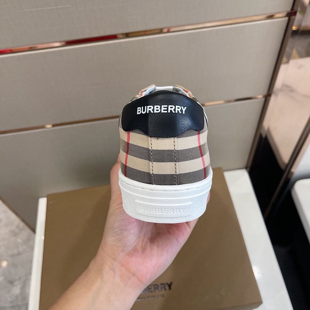 15 017#004-Burberry-01-shoes-Yupoo-2021SS