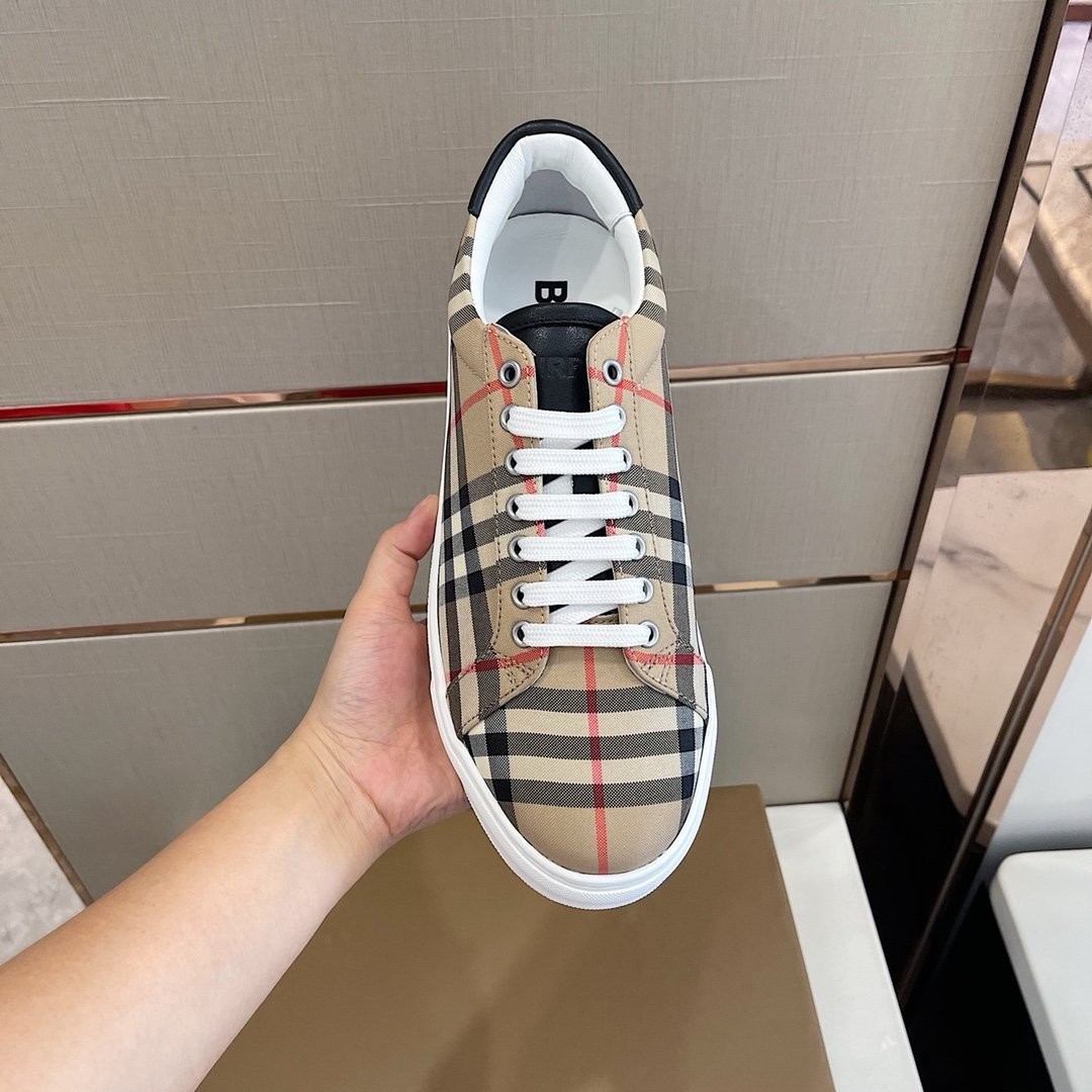 15 017#004-Burberry-01-shoes-Yupoo-2021SS