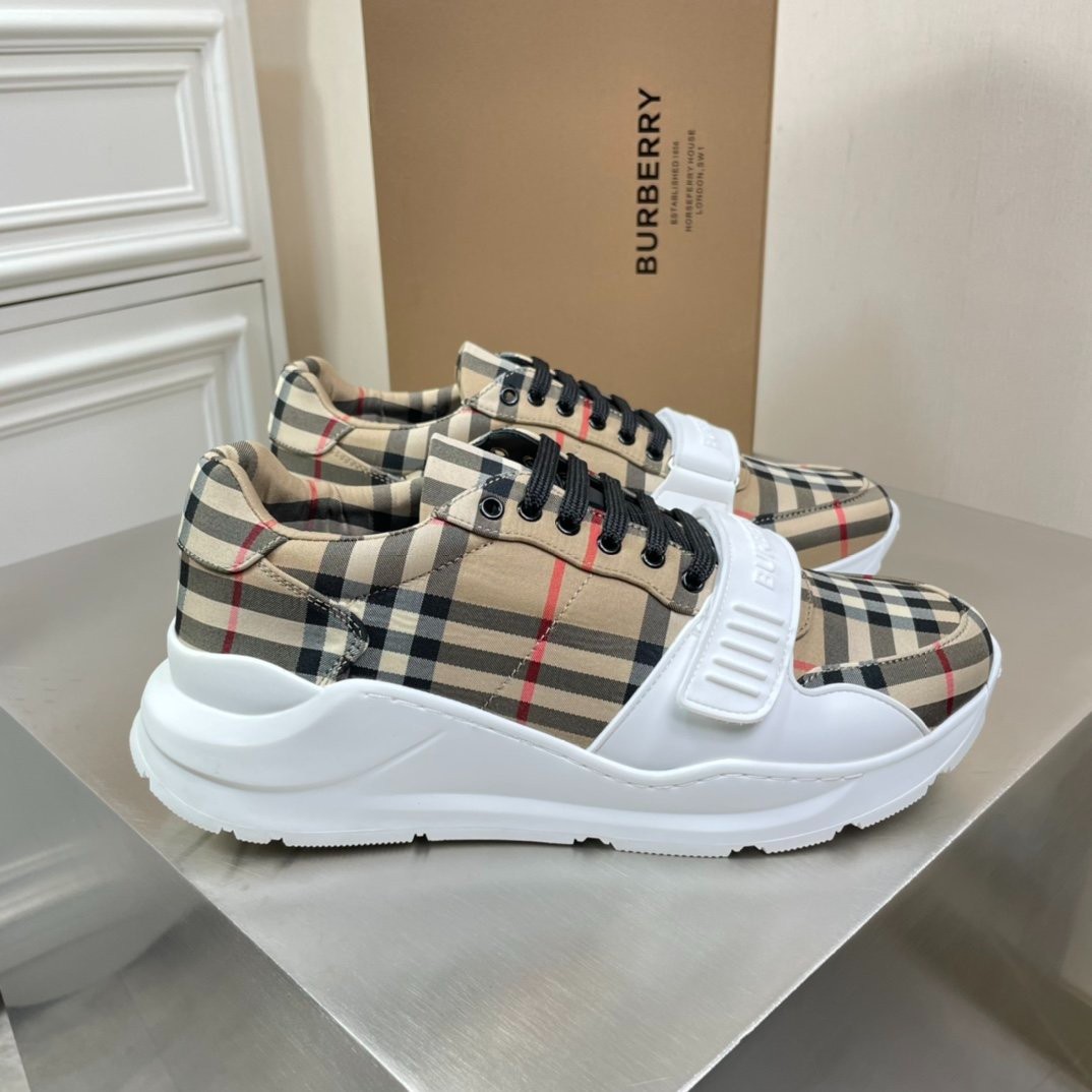 08 010#004-Burberry-01-shoes-Yupoo-2021SS