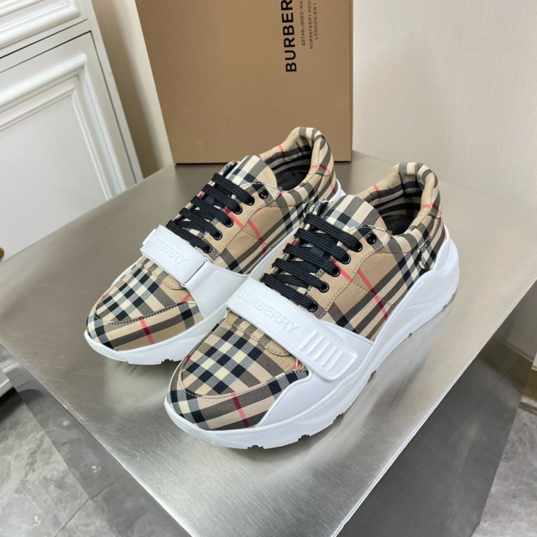 08 010#004-Burberry-01-shoes-Yupoo-2021SS