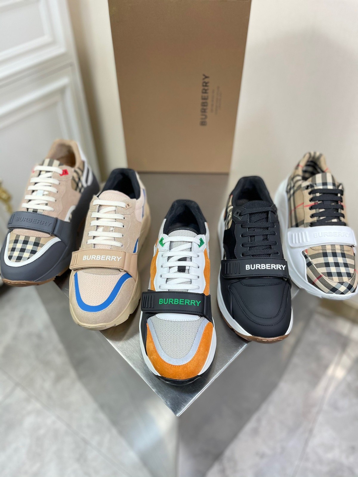 07 009#004-Burberry-01-shoes-Yupoo-2021SS