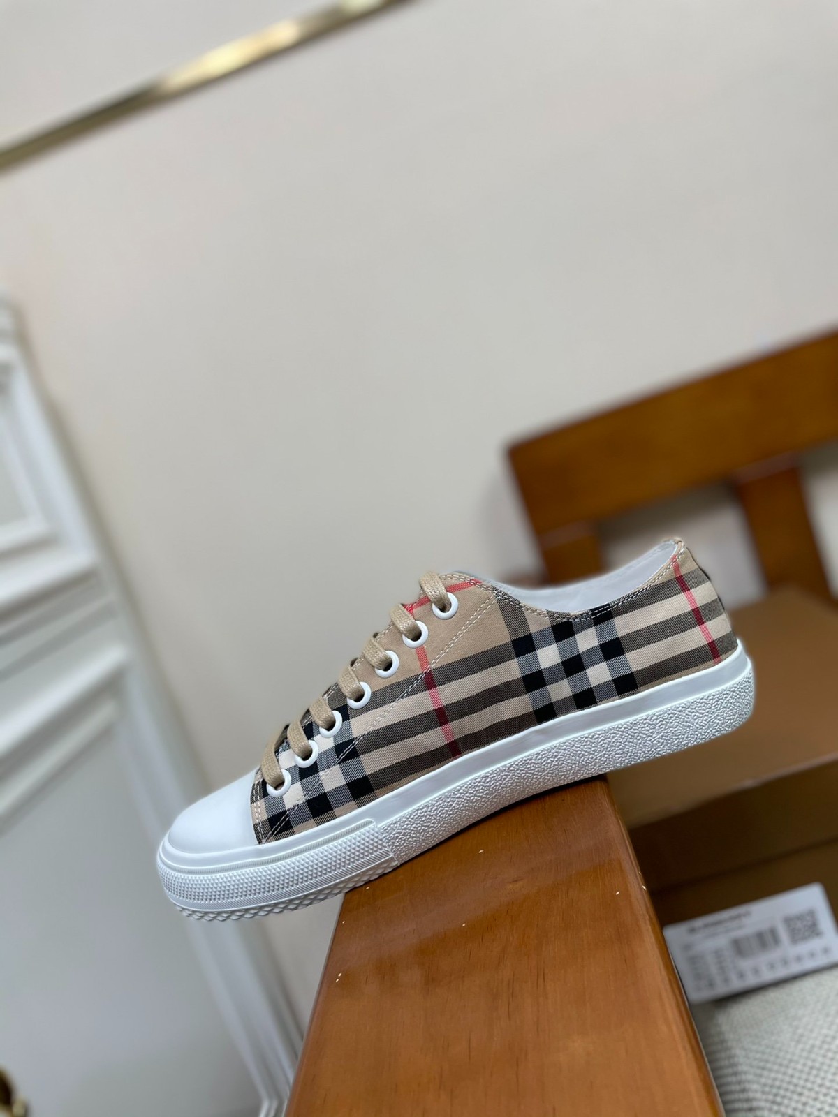 05 007#004-Burberry-01-shoes-Yupoo-2021SS