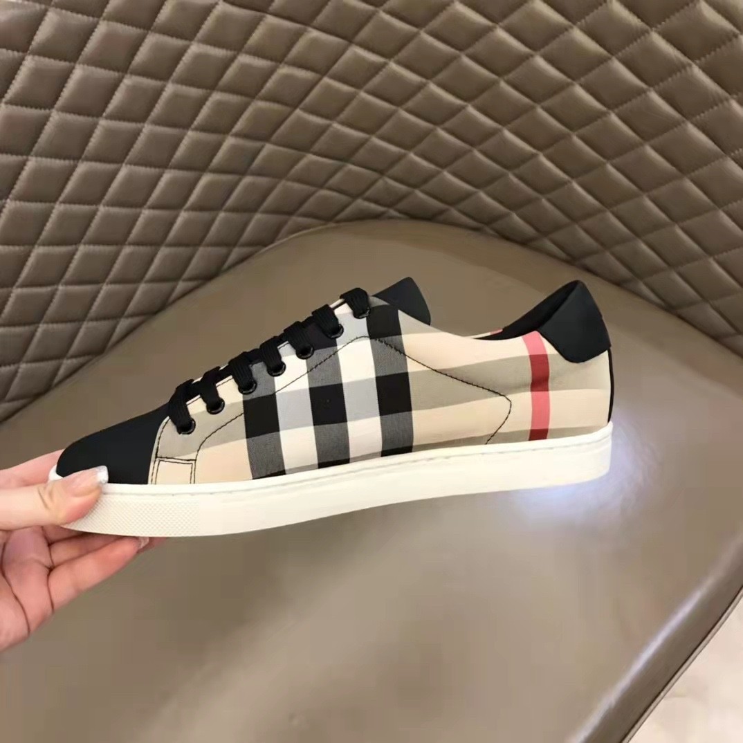 116 021#004-Burberry-02-shoes-202SS