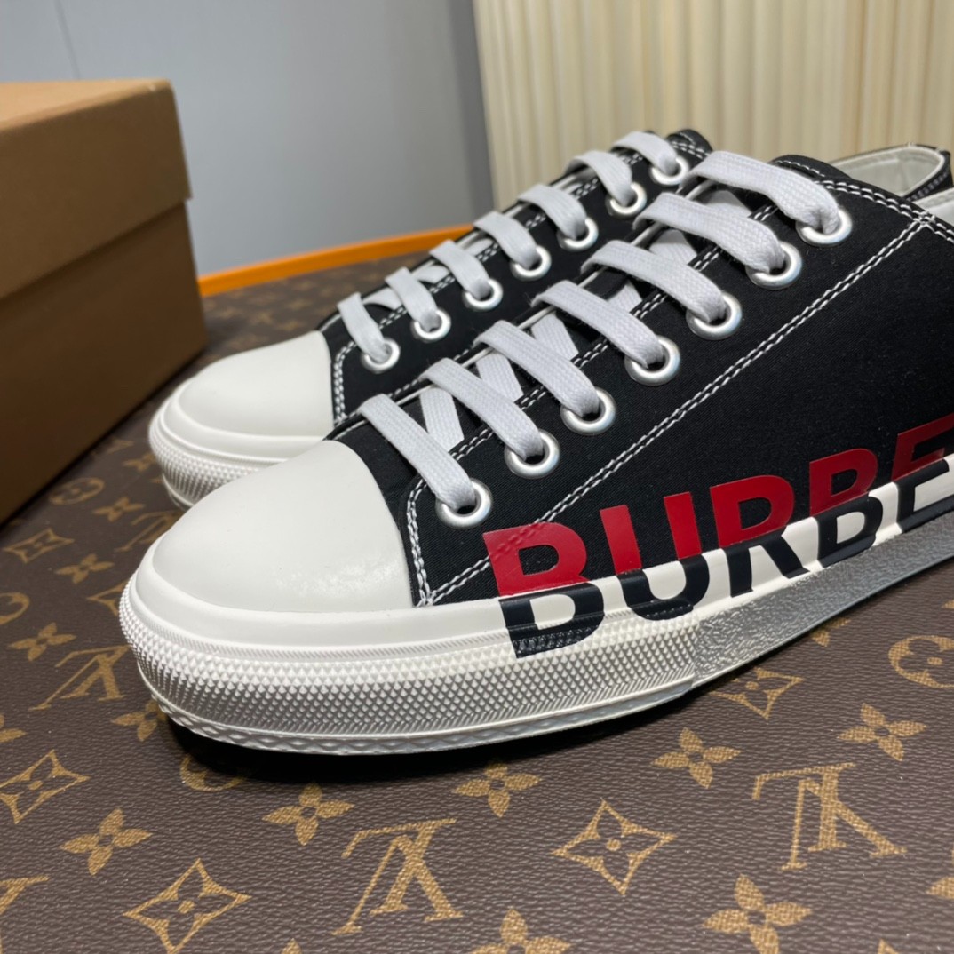 104 006#004-Burberry-02-shoes-202SS