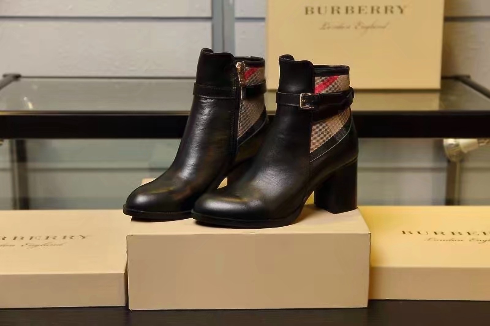 017 017#004-Burberry-Shoes-02-2023SS