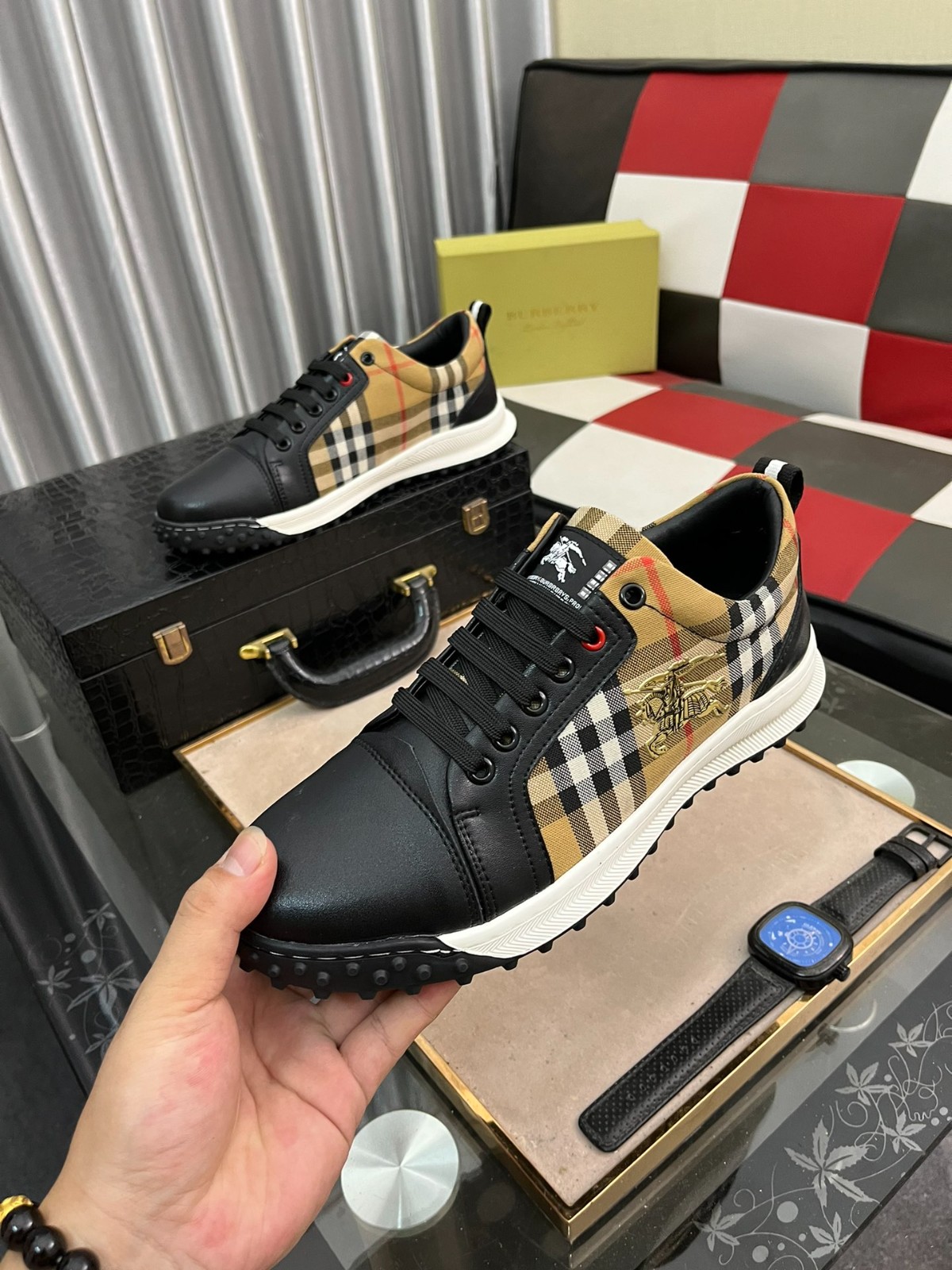 015 015#004-Burberry-Shoes-02-2023SS