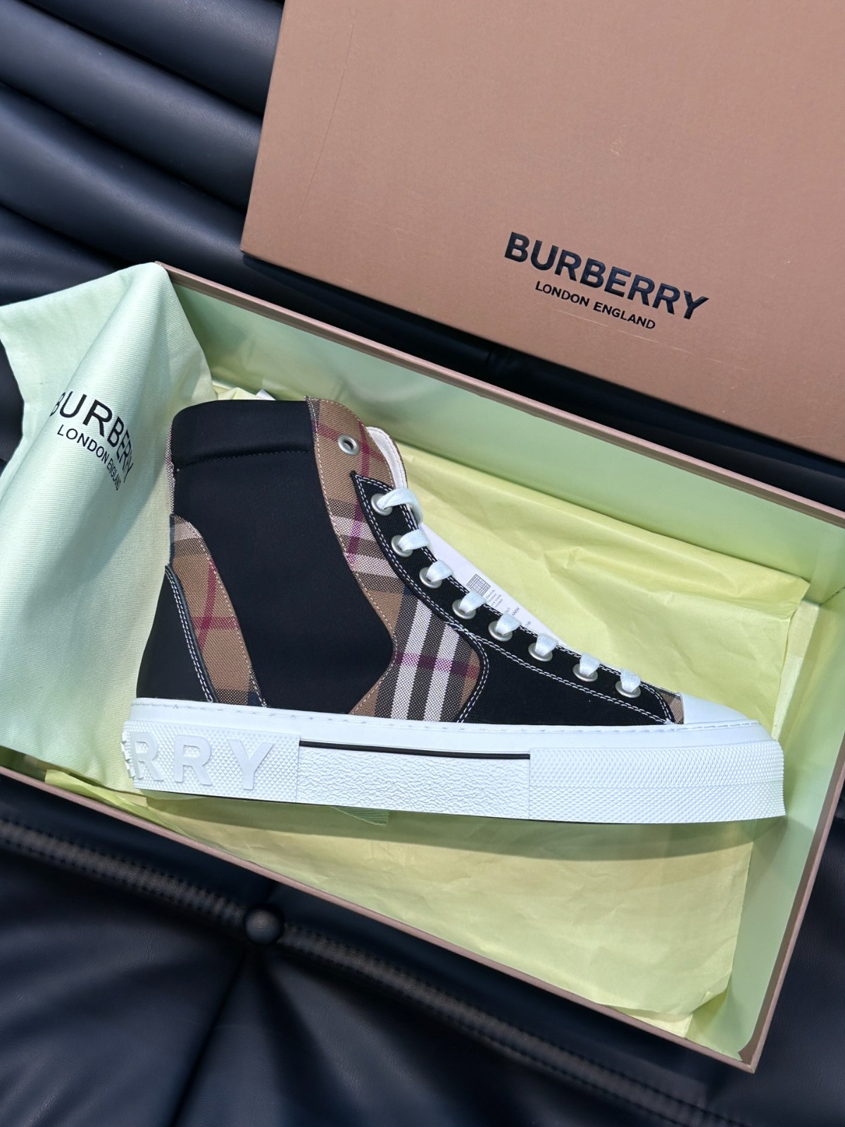 009 009#004-Burberry-Shoes-02-2023SS
