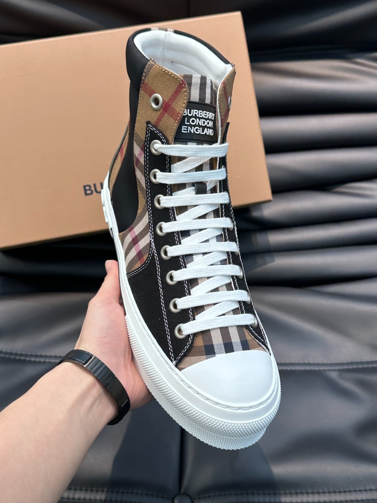 009 009#004-Burberry-Shoes-02-2023SS